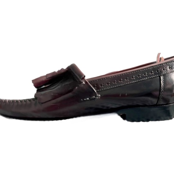 GH Weejuns Kiltie Tassle Loafers- Size 10 - Picture 6 of 7